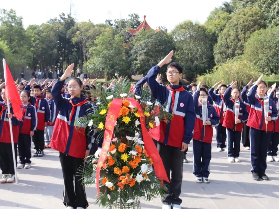 穿越时空回忆，触摸历史心跳—— 我市学校开展清...